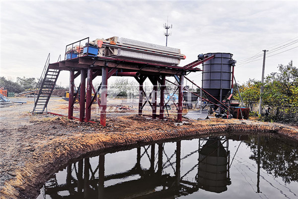 有時產量百噸環(huán)保g效污泥廂式壓濾機設備嗎，價格是多少？