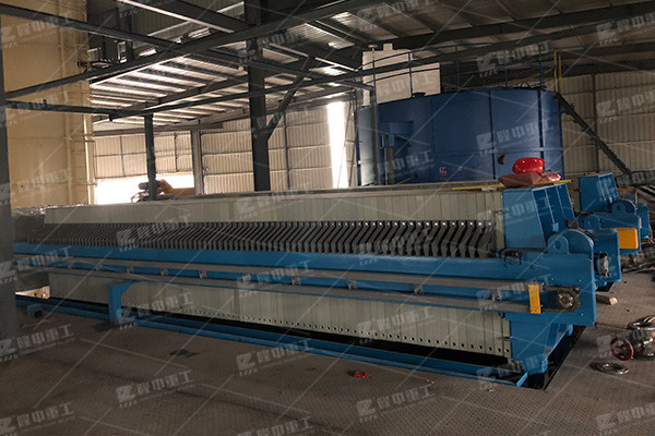 礦山洗砂怎么脫水，污泥脫水機(jī)可以脫干凈嗎？