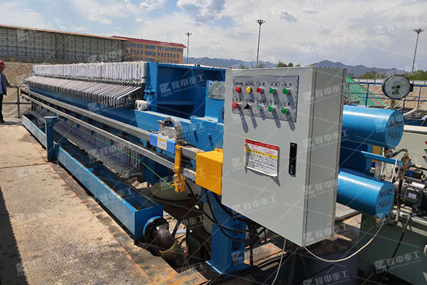 洗沙污泥壓濾機(jī)礦山環(huán)保機(jī)械設(shè)備好幫手，環(huán)保作業(yè)不害怕