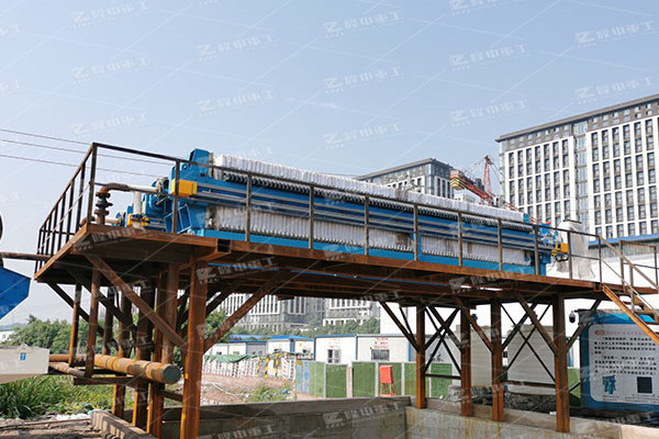 板框污泥壓濾機停止工作時有哪些預防措施？