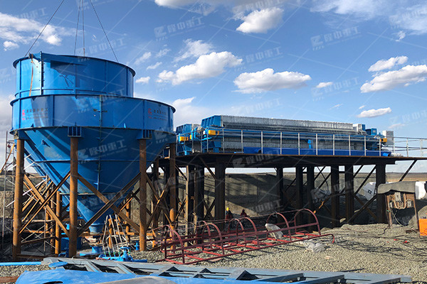 隔膜壓濾機具有耐腐蝕性，那么壓濾機的濾布是否也具有防腐功能？