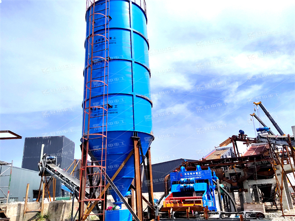 時(shí)產(chǎn)300噸機(jī)制砂生產(chǎn)線要投資多少錢(qián) 政府為什么不支持機(jī)制砂？