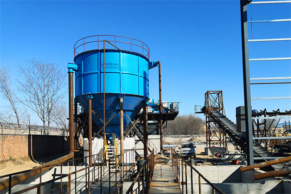 時(shí)產(chǎn)300噸機(jī)制砂生產(chǎn)線要投資多少錢(qián) 政府為什么不支持機(jī)制砂？